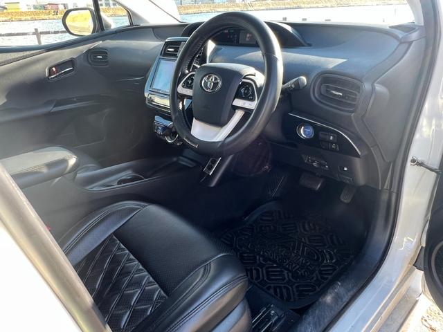 プリウス S 社外8インチナビ CD DVD Bluetooth バックカメラ モデリスタエアロ スマートキー 横滑り防止(28枚目)