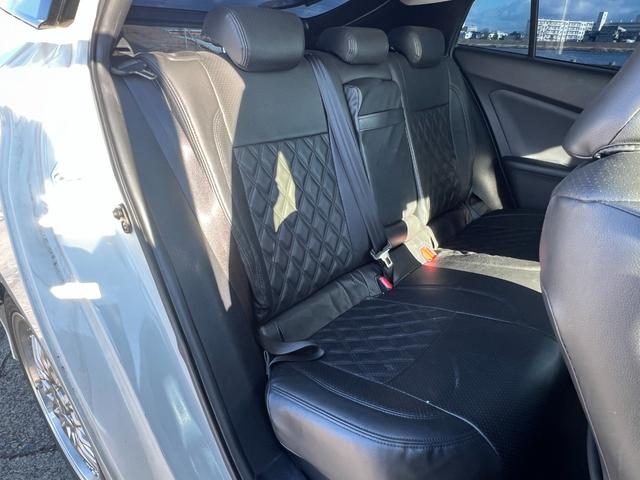 プリウス S 社外8インチナビ CD DVD Bluetooth バックカメラ モデリスタエアロ スマートキー 横滑り防止(29枚目)