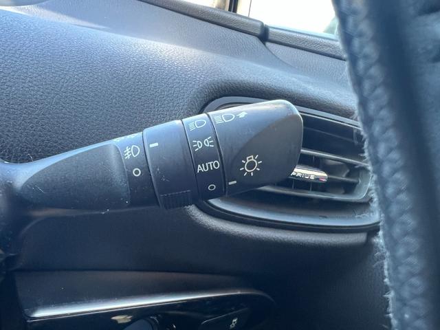 プリウス S 社外8インチナビ CD DVD Bluetooth バックカメラ モデリスタエアロ スマートキー 横滑り防止(51枚目)