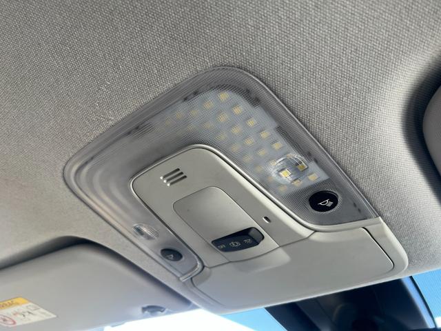 プリウス S 社外8インチナビ CD DVD Bluetooth バックカメラ モデリスタエアロ スマートキー 横滑り防止(55枚目)