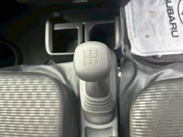 ハイゼットトラック エクストラ　４ＷＤ　軽トラック　ＭＴ　衝突被害軽減システム　クリアランスソナー　レーンアシスト　ＴＶ　スマートキー　アイドリングストップ　電動格納ミラー　オートマチックハイビーム　エアコン　パワーステアリング（5枚目）