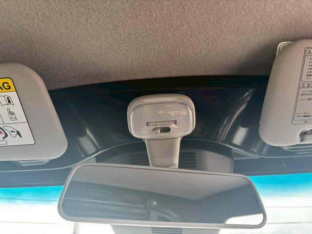 ハイゼットトラック エクストラ　４ＷＤ　軽トラック　ＭＴ　衝突被害軽減システム　クリアランスソナー　レーンアシスト　ＴＶ　スマートキー　アイドリングストップ　電動格納ミラー　オートマチックハイビーム　エアコン　パワーステアリング（10枚目）