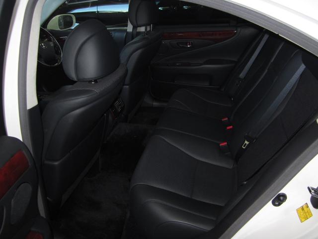 LS460 バージョンC Iパッケージ SR レザーシート(11枚目)