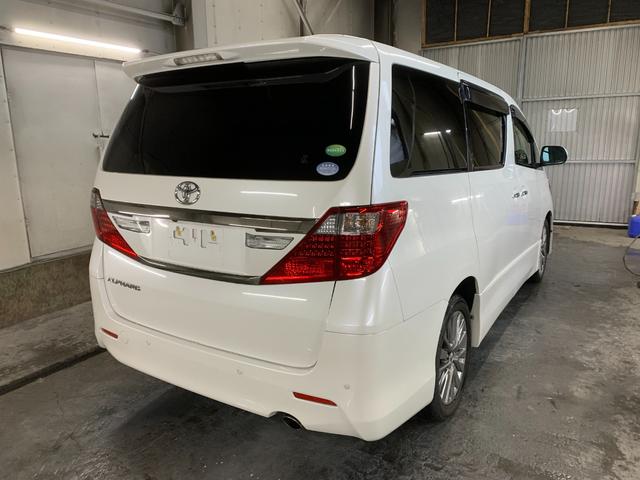 アルファード ２４０Ｓ　タイプゴールド　ナビ　バックカメラ　エンジンスターター　フリップダウンモニター（5枚目）