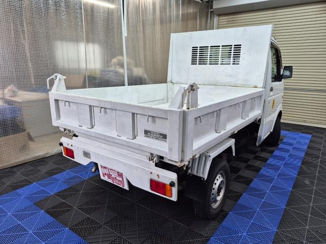 キャリイトラック ダンプ　４ＷＤ　ダンプ　ＭＴ　エアコン　ＣＤ（3枚目）