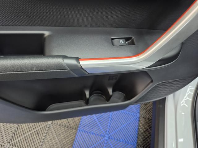 ライズ Ｚ　４ＷＤ　全周囲カメラ　クリアランスソナー　オートクルーズコントロール　レーンアシスト　衝突被害軽減システム　ＴＶ　オートライト　ＬＥＤヘッドランプ　アルミホイール　スマートキー　アイドリングストップ（41枚目）
