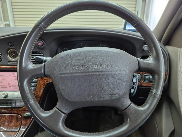 プレジデントＪＳ タイプＧ　オートクルーズコントロール　ナビ　アルミホイール　オートライト　ＨＩＤ　ＡＴ　シートヒーター　キーレスエントリー　パワーシート　カセット　衝突安全ボディ　ＡＢＳ　エアコン　パワーステアリング（31枚目）