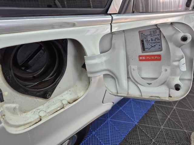 プレジデントＪＳ タイプＧ　オートクルーズコントロール　ナビ　アルミホイール　オートライト　ＨＩＤ　ＡＴ　シートヒーター　キーレスエントリー　パワーシート　カセット　衝突安全ボディ　ＡＢＳ　エアコン　パワーステアリング（54枚目）