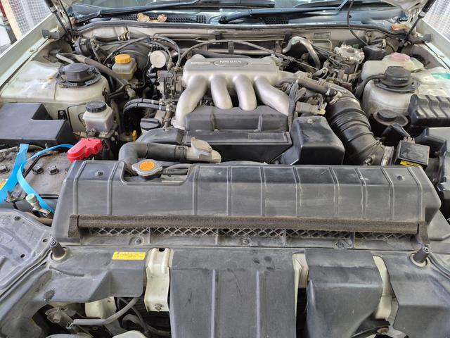 プレジデントＪＳ タイプＧ　オートクルーズコントロール　ナビ　アルミホイール　オートライト　ＨＩＤ　ＡＴ　シートヒーター　キーレスエントリー　パワーシート　カセット　衝突安全ボディ　ＡＢＳ　エアコン　パワーステアリング（56枚目）