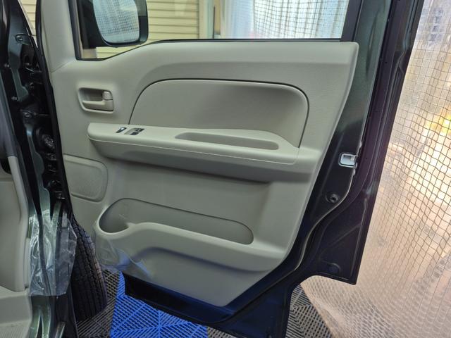 エブリイ PAリミテッド 4WD CVT 衝突被害軽減システム クリアランスソナー レーンアシスト 両側スライドドア キーレスエントリー アイドリングストップ ESC エアコン パワーステアリング パワーウィンドウ(43枚目)