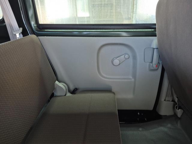 エブリイ PAリミテッド 4WD CVT 衝突被害軽減システム クリアランスソナー レーンアシスト 両側スライドドア キーレスエントリー アイドリングストップ ESC エアコン パワーステアリング パワーウィンドウ(46枚目)