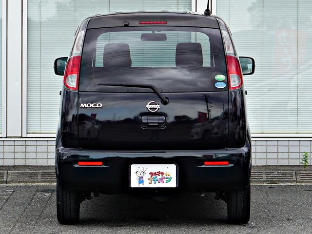 モコ Ｘ　ＦＯＵＲ　フルオートエアコン　キーフリー　４ＷＤ車　エアバック　禁煙車　ＥＴＣ　ＡＢＳ　パワーウィンドウ　盗難防止装置　パワーステアリング　ベンチシート　助手席エアバッグ　インテリキ－（7枚目）