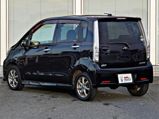 ムーヴ カスタム　Ｘリミテッド　寒冷地仕様車　キーレス　リアカメラ　ナビＴＶ　ワンセグ　盗難防止装置　フルオートエアコン　エコアイドル　４ＷＤ　メモリーナビ　ベンチシート　ＡＢＳ　Ｗエアバッグ　アルミホイール　パワーウィンドウ（8枚目）
