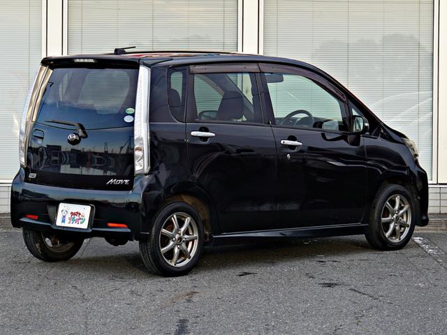 ムーヴ カスタム　Ｘリミテッド　寒冷地仕様車　キーレス　リアカメラ　ナビＴＶ　ワンセグ　盗難防止装置　フルオートエアコン　エコアイドル　４ＷＤ　メモリーナビ　ベンチシート　ＡＢＳ　Ｗエアバッグ　アルミホイール　パワーウィンドウ（9枚目）
