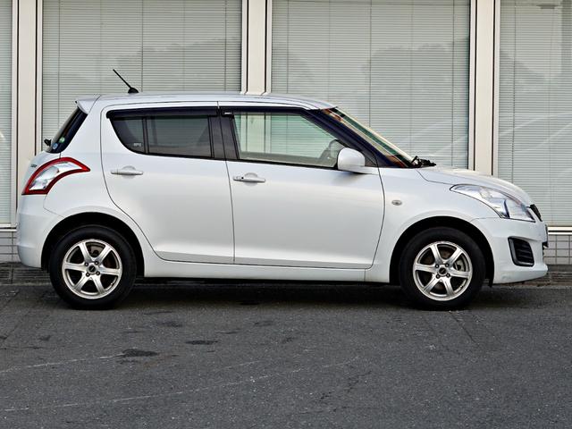 スイフト XG 横滑り防止機能 ナビTV 前席シートヒーター 盗難防止システム スマートキー 4WD ABS パワーステアリング パワーウィンドウ Wエアバック フルセグTV フルオートエアコン Bカメラ(11枚目)