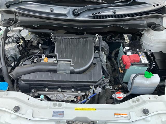 スイフト XG 横滑り防止機能 ナビTV 前席シートヒーター 盗難防止システム スマートキー 4WD ABS パワーステアリング パワーウィンドウ Wエアバック フルセグTV フルオートエアコン Bカメラ(17枚目)