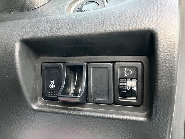 スイフト XG 横滑り防止機能 ナビTV 前席シートヒーター 盗難防止システム スマートキー 4WD ABS パワーステアリング パワーウィンドウ Wエアバック フルセグTV フルオートエアコン Bカメラ(35枚目)