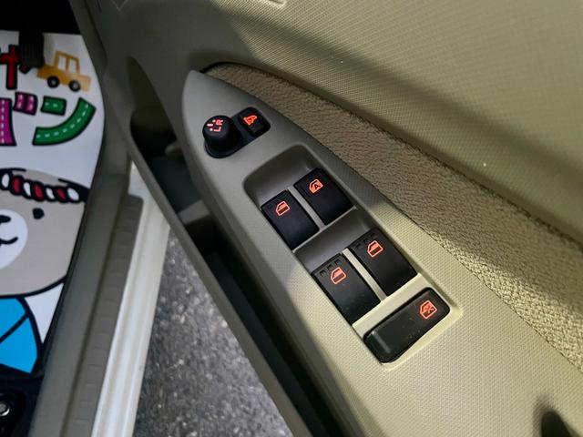 ムーヴ X アイドリングストップ車 パワステ Wエアバック エアコン スマートキー&プッシュスタート パワーウィンドウ 盗難防止システム ベンチシート ABS 4WD 寒冷地仕様 キーレス(40枚目)