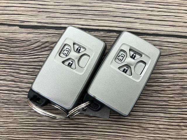 ヴェルファイア 2.4Z 地デジTV Bモニター エアコン キーレス 横滑り防止 カーテンエアバッグ スマートキー&プッシュスタート ウォークスルー パワーウィンドウ 盗難防止 ABS DVD ETC オットマン メモリーナビ(37枚目)