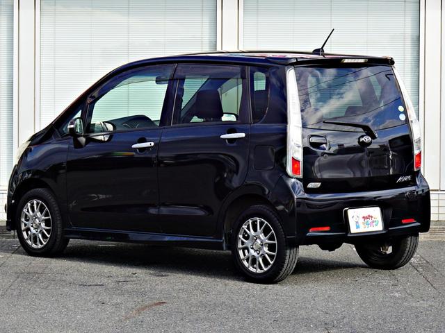 ムーヴ カスタム　Ｘリミテッド　禁煙　寒冷地仕様車　キーレス　ナビＴＶ　ワンセグ　盗難防止装置　フルオートエアコン　エコアイドル　４ＷＤ　メモリーナビ　ベンチシート　ＥＴＣ　ＡＢＳ　Ｗエアバッグ　アルミホイール　パワーウィンドウ（8枚目）