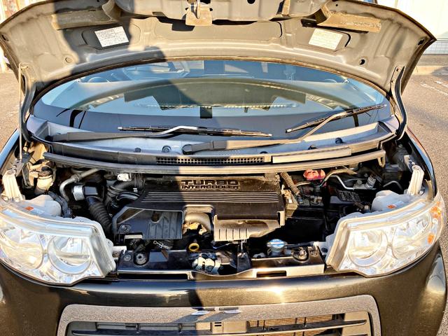 タント カスタムＲＳ　寒冷地仕様車　禁煙　Ｗエアバック　ＰＳ　キーフリーシステム　フルオートエアコン　地デジ　ＰＷ　アイドリング　エアバック　ナビテレビ　ＡＢＳ　４ＷＤ　スマートキー　ベンチシート　メモリーナビ　アルミ（17枚目）