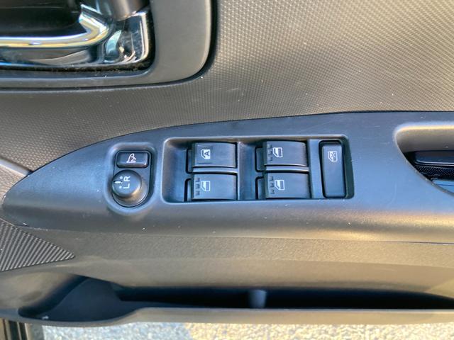 タント カスタムＲＳ　寒冷地仕様車　禁煙　Ｗエアバック　ＰＳ　キーフリーシステム　フルオートエアコン　地デジ　ＰＷ　アイドリング　エアバック　ナビテレビ　ＡＢＳ　４ＷＤ　スマートキー　ベンチシート　メモリーナビ　アルミ（38枚目）