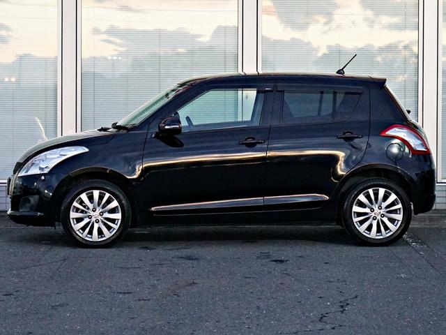 スイフト ＸＳ　オートエアコン　クルコン　スマートキー　キーレスエントリー　パワーウインドウ　横滑防止装置　ＷＳＲＳ　ＡＢＳ　４ＷＤ　ＥＴＣ　メモリナビ（10枚目）