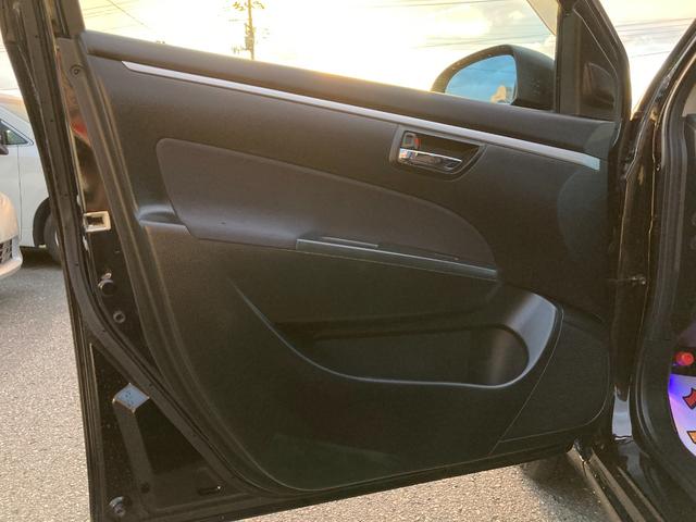 スイフト ＸＳ　オートエアコン　クルコン　スマートキー　キーレスエントリー　パワーウインドウ　横滑防止装置　ＷＳＲＳ　ＡＢＳ　４ＷＤ　ＥＴＣ　メモリナビ（44枚目）