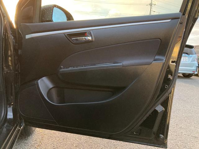 スイフト ＸＳ　オートエアコン　クルコン　スマートキー　キーレスエントリー　パワーウインドウ　横滑防止装置　ＷＳＲＳ　ＡＢＳ　４ＷＤ　ＥＴＣ　メモリナビ（45枚目）