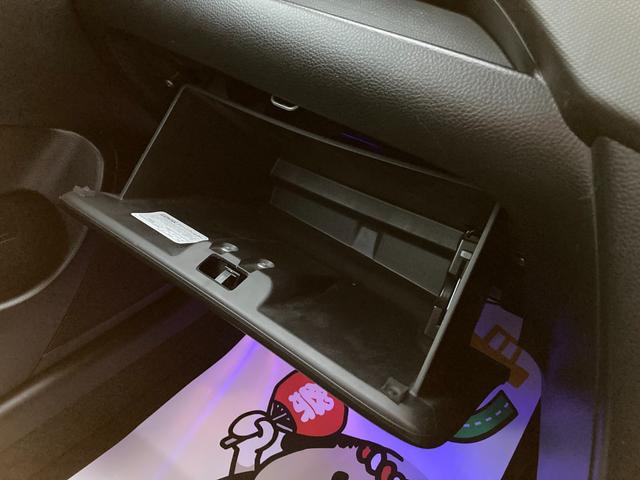 スイフト ＸＳ　オートエアコン　クルコン　スマートキー　キーレスエントリー　パワーウインドウ　横滑防止装置　ＷＳＲＳ　ＡＢＳ　４ＷＤ　ＥＴＣ　メモリナビ（49枚目）