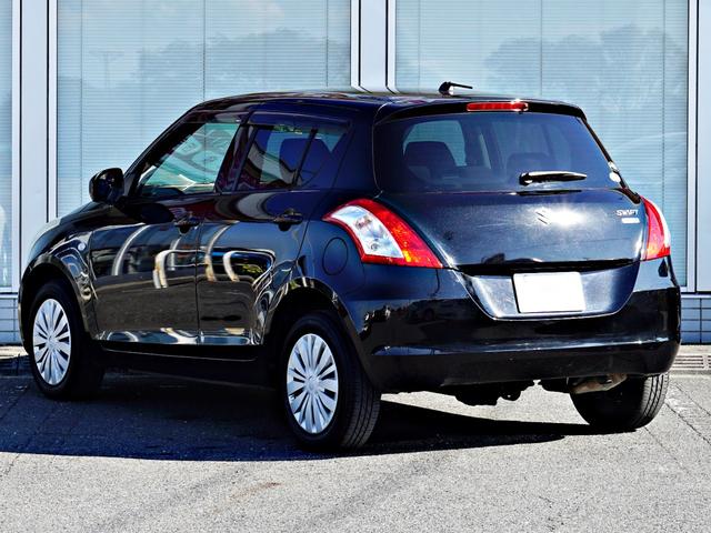 スイフト ＸＧ－ＤＪＥ　スマートキー＆プッシュスタート　横滑り防止システム　エアコン　盗難防止システム　パワーウィンドウ　ＡＢＳ　パワーステアリング　４ＷＤ　シートヒーター　アイドリングストップ　ＥＴＣ（8枚目）