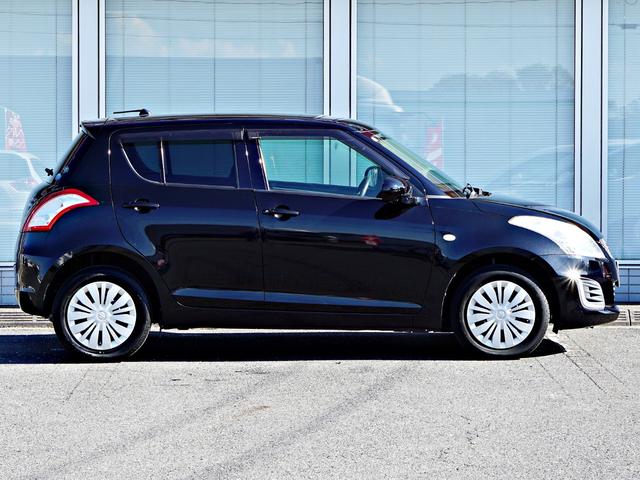 スイフト ＸＧ－ＤＪＥ　スマートキー＆プッシュスタート　横滑り防止システム　エアコン　盗難防止システム　パワーウィンドウ　ＡＢＳ　パワーステアリング　４ＷＤ　シートヒーター　アイドリングストップ　ＥＴＣ（11枚目）