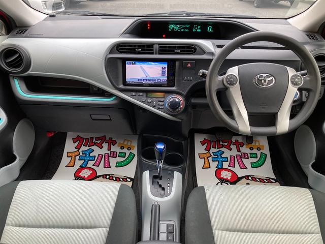 アクア Ｓ　キーレスエントリ　ナビ＆ＴＶ　ワンオーナー車　オートエアコン　デュアルエアバック　ＥＳＣ　パワーウィンドウ　ＥＴＣ　ＤＶＤ再生可能　ＳＲＳ　ワンセグＴＶ　パワーステアリング　ＡＢＳ　メモリーナビ（18枚目）