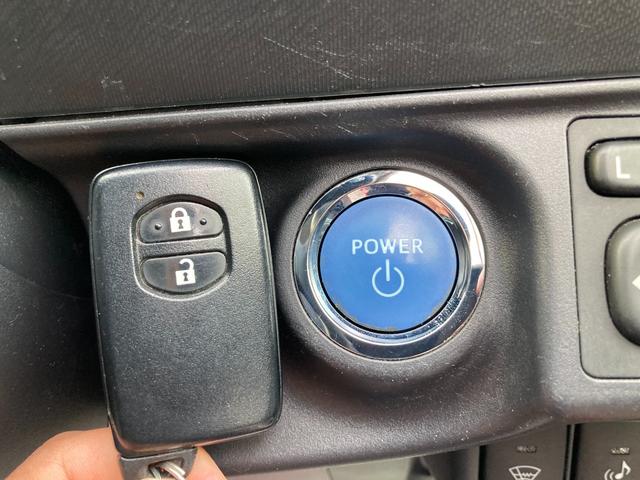 アクア Ｓ　キーレスエントリ　ナビ＆ＴＶ　ワンオーナー車　オートエアコン　デュアルエアバック　ＥＳＣ　パワーウィンドウ　ＥＴＣ　ＤＶＤ再生可能　ＳＲＳ　ワンセグＴＶ　パワーステアリング　ＡＢＳ　メモリーナビ（32枚目）