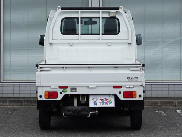 キャリイトラック ＫＸ　ＤＶＤ再生　フルセグＴＶ　ダブルエアバック　キーレスエントリーキー　１オーナー　パートタイム４ＷＤ　運転席エアバック　パワステ　ＥＴＣ　エアコン付　ナビＴＶ　パワーウインドウ　ＡＢＳ　メモリナビ（7枚目）