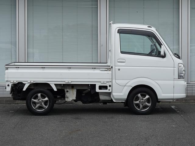 キャリイトラック ＫＸ　ＤＶＤ再生　フルセグＴＶ　ダブルエアバック　キーレスエントリーキー　１オーナー　パートタイム４ＷＤ　運転席エアバック　パワステ　ＥＴＣ　エアコン付　ナビＴＶ　パワーウインドウ　ＡＢＳ　メモリナビ（11枚目）