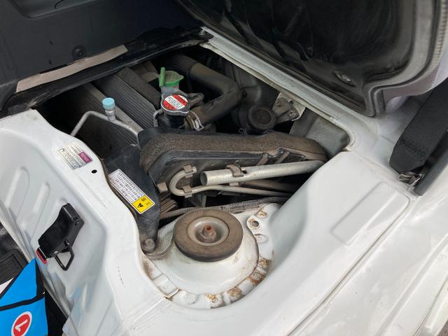 キャリイトラック ＫＸ　ＤＶＤ再生　フルセグＴＶ　ダブルエアバック　キーレスエントリーキー　１オーナー　パートタイム４ＷＤ　運転席エアバック　パワステ　ＥＴＣ　エアコン付　ナビＴＶ　パワーウインドウ　ＡＢＳ　メモリナビ（25枚目）