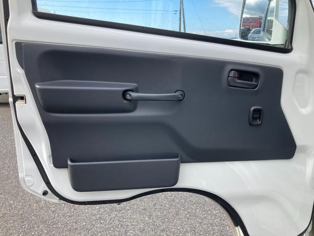 キャリイトラック ＫＸ　ＤＶＤ再生　フルセグＴＶ　ダブルエアバック　キーレスエントリーキー　１オーナー　パートタイム４ＷＤ　運転席エアバック　パワステ　ＥＴＣ　エアコン付　ナビＴＶ　パワーウインドウ　ＡＢＳ　メモリナビ（38枚目）