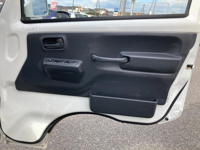 キャリイトラック ＫＸ　ＤＶＤ再生　フルセグＴＶ　ダブルエアバック　キーレスエントリーキー　１オーナー　パートタイム４ＷＤ　運転席エアバック　パワステ　ＥＴＣ　エアコン付　ナビＴＶ　パワーウインドウ　ＡＢＳ　メモリナビ（39枚目）