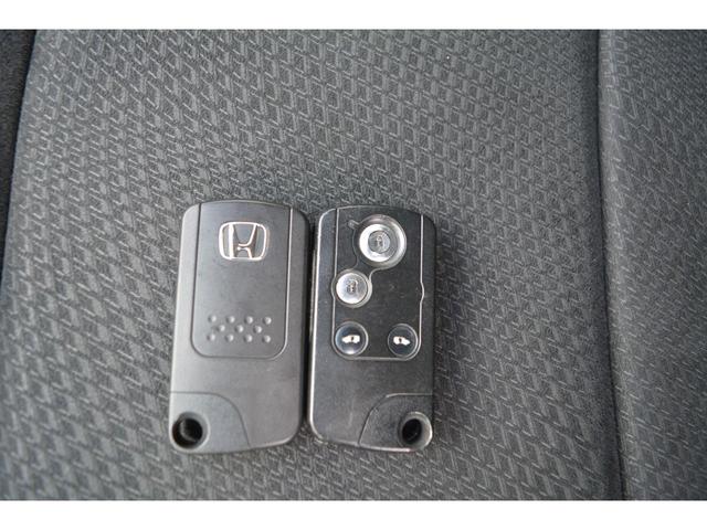 Z ナビTV DVD再生 禁煙車 両電スラ ETC付き 両面パワースライドドア キーフリー ディスチャージライト フルフラット オートエアコン 横滑り防止装置 CD アルミ ETC 盗難防止装置 ABS(9枚目)