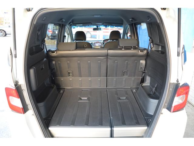 フリードスパイク Ｇ　エアロ　メモリナビ　Ｗエアバッグ　ナビ＆ＴＶ　キーレスキー　ＡＡＣ　運転席エアバック　パワーウィンドウ　パワーステアリング　ＡＢＳ　ＥＴＣ　両側スライドドア　アルミホイール　ワンセグテレビ　メモリ－ナビ（27枚目）