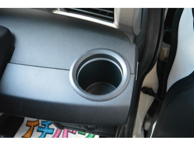 フリードスパイク Ｇ　エアロ　メモリナビ　Ｗエアバッグ　ナビ＆ＴＶ　キーレスキー　ＡＡＣ　運転席エアバック　パワーウィンドウ　パワーステアリング　ＡＢＳ　ＥＴＣ　両側スライドドア　アルミホイール　ワンセグテレビ　メモリ－ナビ（50枚目）