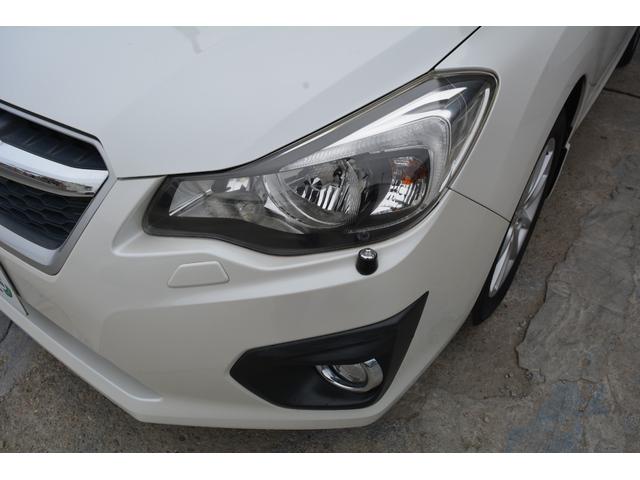 インプレッサスポーツ ２．０ｉアイサイト　４ＷＤ　衝突軽減ブレーキ　ナビＴＶ　ＤＶＤ再生　バックカメラ　クルーズコントロール　プッシュスタート　スマートキー（14枚目）