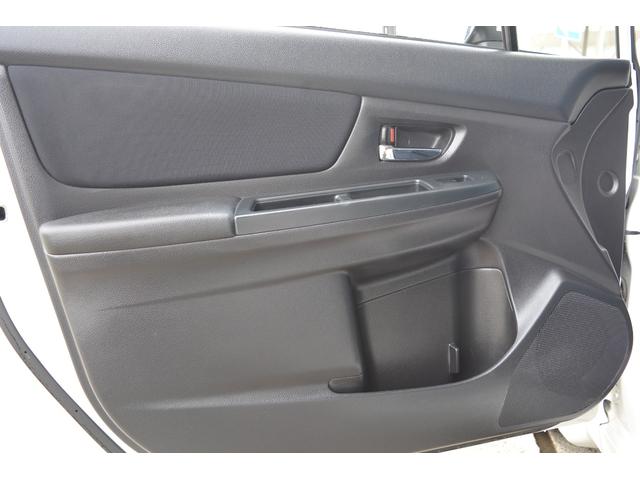 インプレッサスポーツ ２．０ｉアイサイト　４ＷＤ　衝突軽減ブレーキ　ナビＴＶ　ＤＶＤ再生　バックカメラ　クルーズコントロール　プッシュスタート　スマートキー（36枚目）