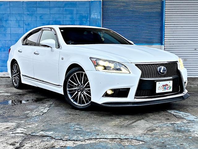 ＬＳ ＬＳ６００ｈ　Ｆスポーツ　４ＷＤ　ナビＴＶ　バックカメラ　ＥＴＣ　クルコン　レーダーブレーキ　サンルーフ　マクレビ　ベンチレーションシート　フルエアロ　パワーシート　革シート　スマートキープッシュスタート　ＬＥＤヘッドライト（15枚目）