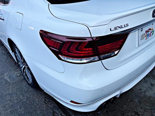 ＬＳ ＬＳ６００ｈ　Ｆスポーツ　４ＷＤ　ナビＴＶ　バックカメラ　ＥＴＣ　クルコン　レーダーブレーキ　サンルーフ　マクレビ　ベンチレーションシート　フルエアロ　パワーシート　革シート　スマートキープッシュスタート　ＬＥＤヘッドライト（23枚目）