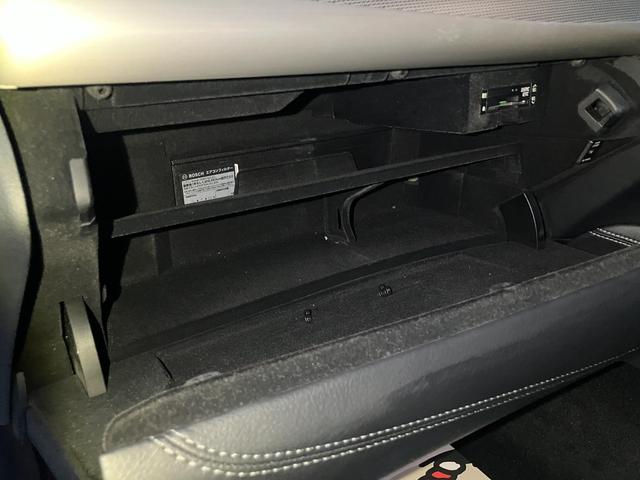 ＬＳ ＬＳ６００ｈ　Ｆスポーツ　４ＷＤ　ナビＴＶ　バックカメラ　ＥＴＣ　クルコン　レーダーブレーキ　サンルーフ　マクレビ　ベンチレーションシート　フルエアロ　パワーシート　革シート　スマートキープッシュスタート　ＬＥＤヘッドライト（71枚目）