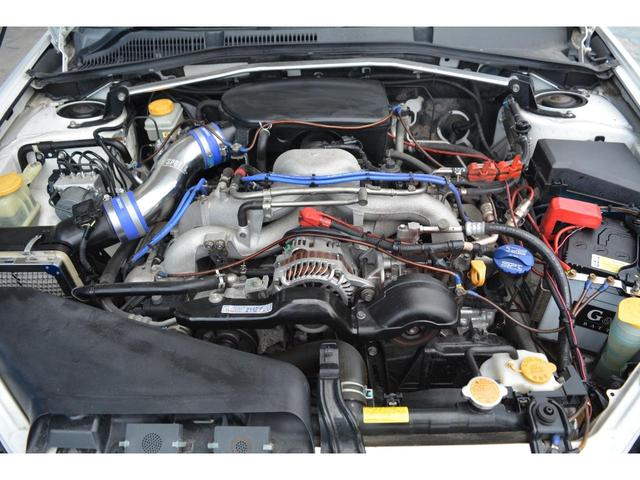 レガシィツーリングワゴン ２．０ｉ　４ＷＤ　ナビ　フルセグＴＶ　バックカメラ　社外マフラー　ＥＴＣ　アルミホイール（10枚目）