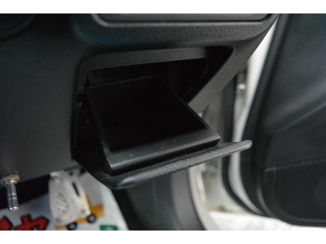 レガシィツーリングワゴン ２．０ｉ　４ＷＤ　ナビ　フルセグＴＶ　バックカメラ　社外マフラー　ＥＴＣ　アルミホイール（34枚目）