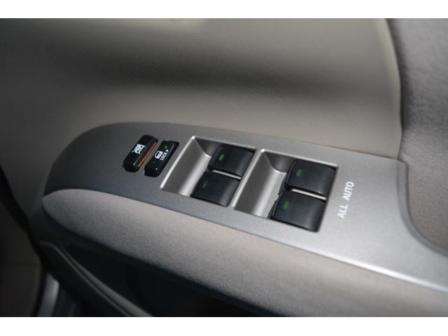 エスティマハイブリッド Ｇ　４ＷＤ　７人乗り　ナビＴＶ　ＤＶＤ再生　フリップダウンモニター　ＥＴＣ　スマートキー　アルミホイール（33枚目）